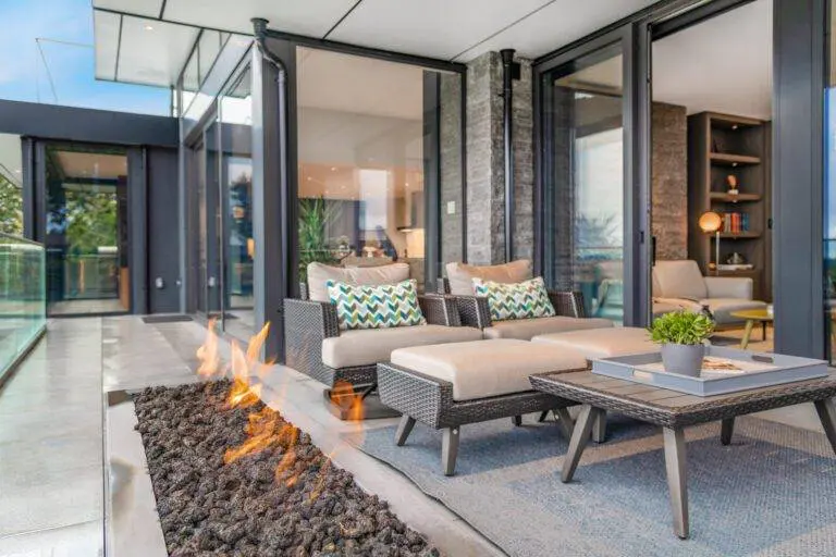 Outdoor Opulence: Exploring the Artistry and Comfort of Contemporary Outdoor Furniture