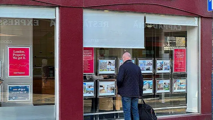 High interest rates are continuing to hit demand in the property market as potential buyers pull back from purchases because of increased mortgage costs.