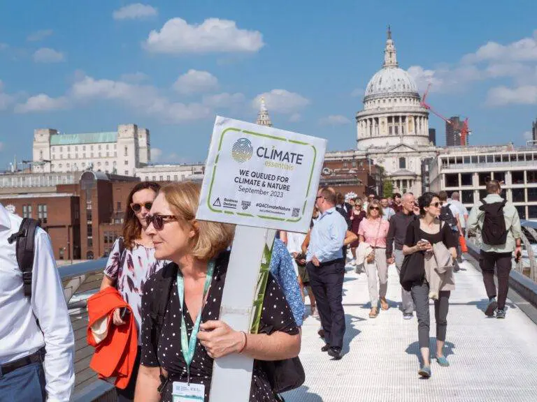 Hundreds of business professionals have walked out of their offices today to form an orderly queue, demonstrating the demand for the Government to take firm and urgent action on climate change.