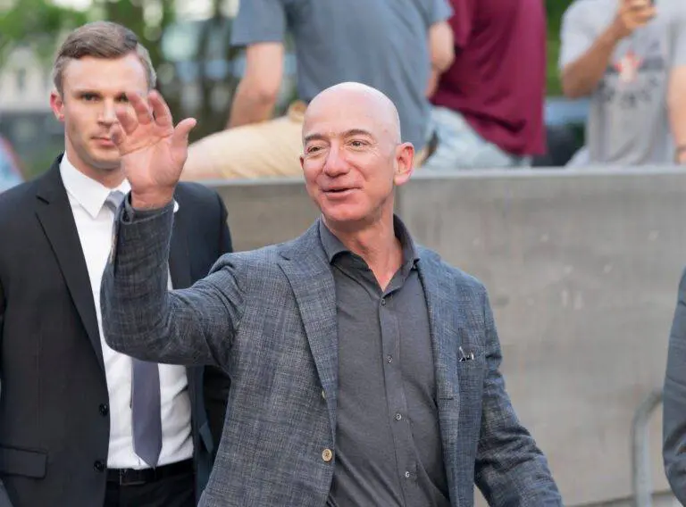 New,York,,Ny,-,May,15,,2019:,Jeff,Bezos,Arrives