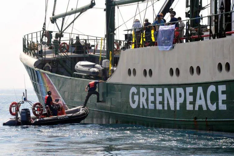 Shell is suing Greenpeace for $2.1m in damages in one of the biggest ever legal threats against the group after its campaigners occupied a moving oil platform earlier this year.