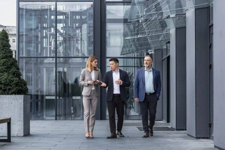 When you are relocating offices for your business, there are many things you must plan and sort out to ensure the move goes off without a hitch.