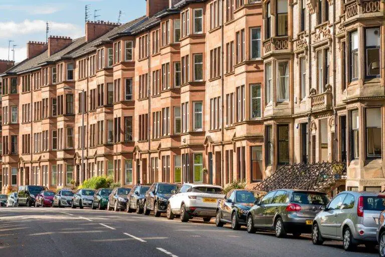 Are you ready to embark on the exciting adventure of finding a flat in Glasgow? Look no further because this article is your ultimate guide to flat hunting in this vibrant Scottish city.