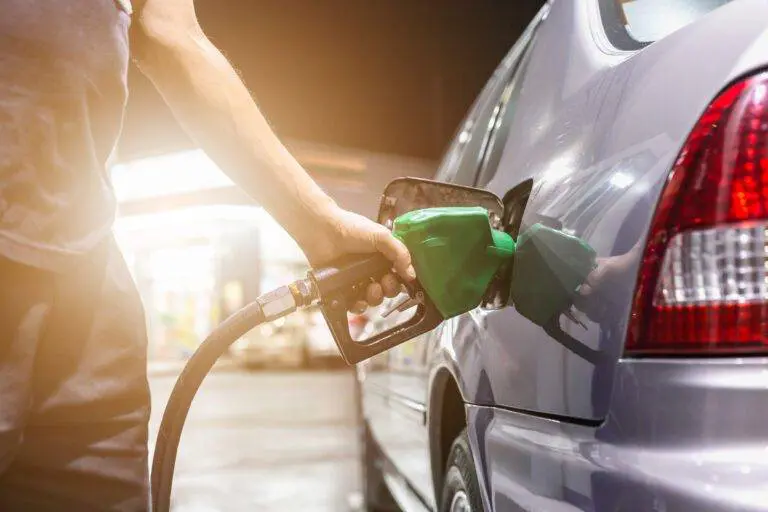 Drivers are still not getting a fair price on fuel at the pumps, the UK's competition watchdog has warned.