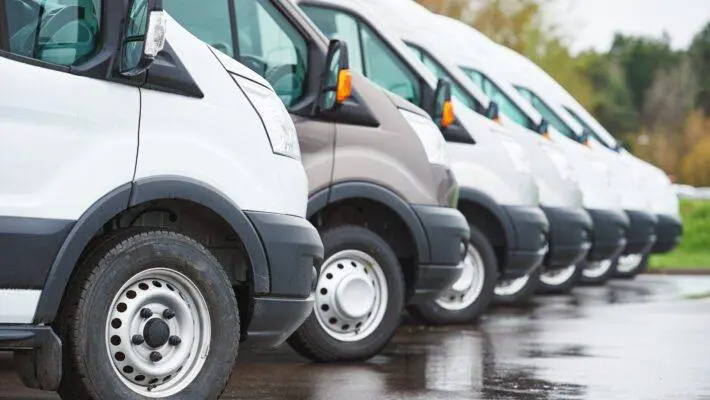 Are you considering starting your own transport business? Whether you're venturing into freight, logistics, or passenger transport, embarking on this entrepreneurial journey requires careful planning and consideration.