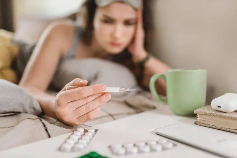 A report from the Resolution Foundation suggests that the number of individuals exiting the workforce due to long-term sickness has reached its highest level since the 1990s.