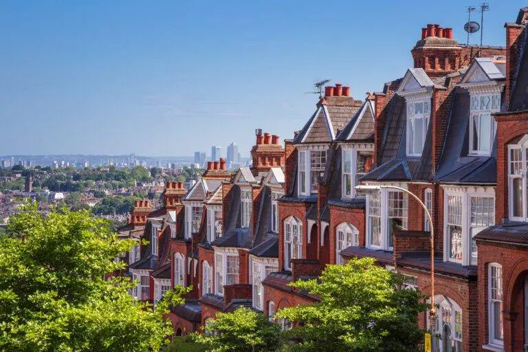 Brick,Houses,Of,Muswell,Hill,And,Panorama,Of,London,With