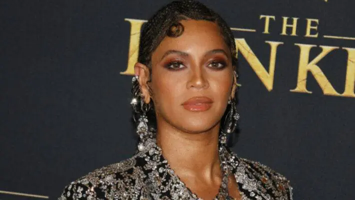 The British music royalties investment fund Hipgnosis, known for owning rights to songs by artists like Beyoncé and Neil Young, has accepted a $1.4bn takeover bid from Concord Chorus. This deal, offering shareholders a 32% premium, could signal an end to months of uncertainty surrounding Hipgnosis's future.
