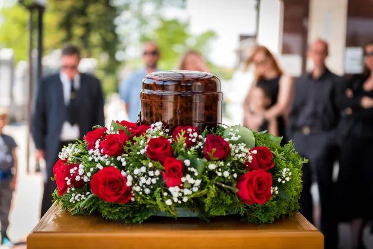 Saying goodbye to your loved ones is not an easy task. Where we fail to express our deep sorrow and sense of loss, funeral flowers do the job while spreading warmth and comfort. 