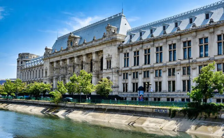 Gabriel (Puiu) Popoviciu has been fully acquitted by Bucharest’s Court of Appeal after an 18 year legal ordeal in the case surrounding the Băneasa shopping, office and residential development.