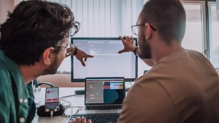 According to the latest data, 91% of small and 88% of medium-sized businesses use at least one open-source technology. And it’s no surprise.According to the latest data, 91% of small and 88% of medium-sized businesses use at least one open-source technology. And it’s no surprise.