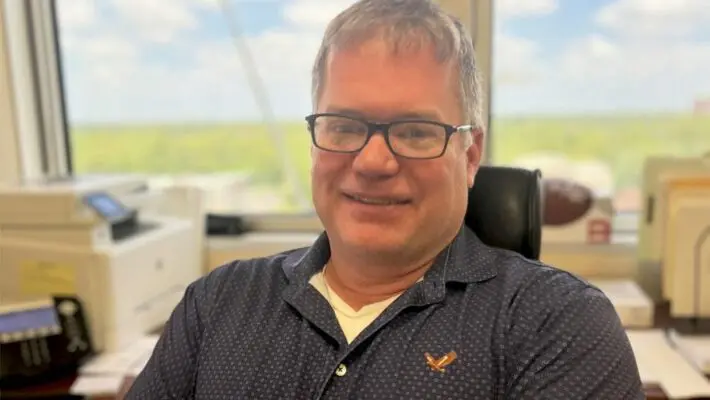 Christopher Linton is a successful entrepreneur and dedicated community advocate, originally from South Alabama and now based in Houston, Texas.