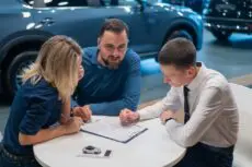 A growing scandal over mis-sold motor finance could leave lenders facing compensation bills of up to £30 billion, according to a warning from leading credit rating agency Moody's.