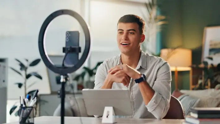 The influencer marketing industry was priced at 21 billion in 2024 and is projected to rise to 25 billion pounds by the close of 2024.