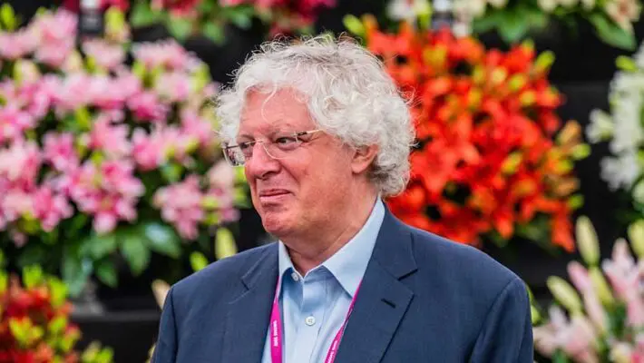 Guy Hands’ property company Annington has agreed to sell a portfolio of 36,347 military homes to the Ministry of Defence (MoD) for almost £6bn, concluding a protracted dispute between the billionaire investor and the UK government.