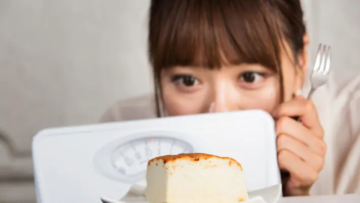 Appetite suppressants can be invaluable aids in weight management and supporting a healthier lifestyle, but choosing one may seem daunting, with so many available on the UK market, ranging from natural supplements to prescription aids.
