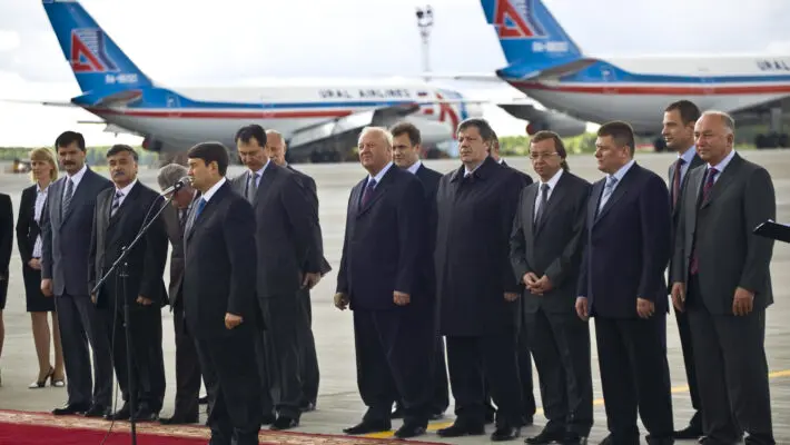 Sergey Skuratov, an experienced pilot, led Ural Airlines for 31 years, overseeing its growth into one of Russia’s leading carriers. Under his leadership, the airline navigated economic challenges and the COVID-19 crisis, expanding its fleet and network. Retiring as CEO in August 2024, Sergey Nikolaevich Skuratov's tenure left a significant mark on both the airline and Russia’s civil aviation sector.