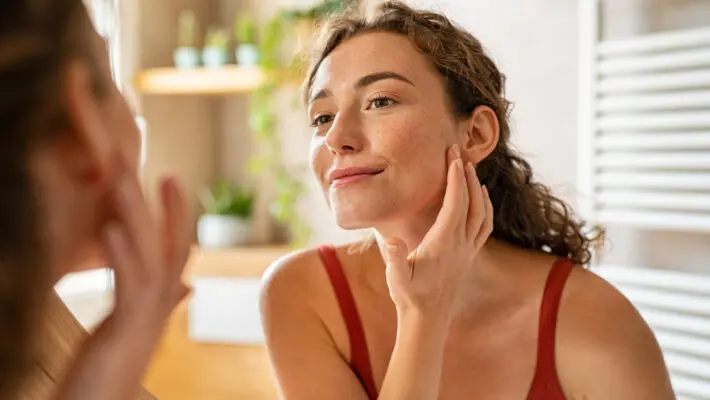 Aging changes the way skin looks and feels. Filler Stylage offers a solution to address visible signs of ageing with precision and care. Designed to treat concerns like very deep wrinkles, loss of elasticity, and facial volume defects, Stylage fillers stand out in the world of dermal treatments.