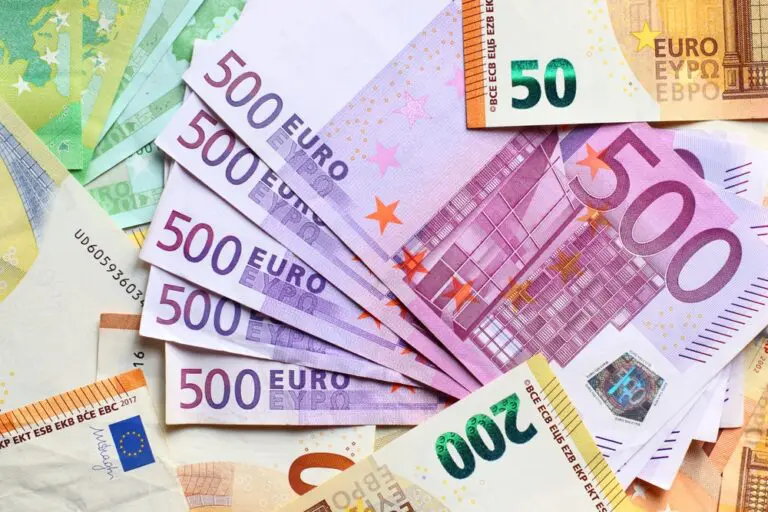 In the competitive realm of banknote production and security, Oberthur Fiduciaire stands out as a leading player. Each year, this industrial powerhouse produces tens of millions of banknotes, ensuring their security thanks to a cutting-edge research and development operation.