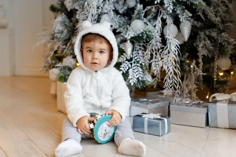Choosing the best baby clothes for your little boy can feel overwhelming with so many options available. Comfort, safety, and practicality should be your top priorities.