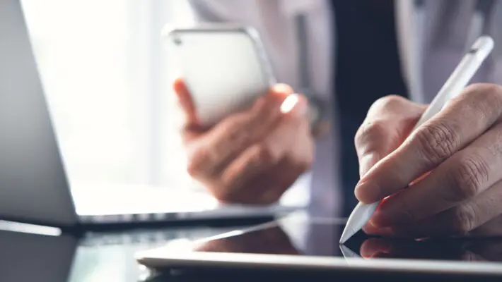 What would it mean for your business if every customer had a personalised experience Hyperpersonalisation goes beyond basic personalisation by using advanced data analytics and AI to tailor every interaction based on an individual’s preferences, behaviour, and past interactions with your brand.