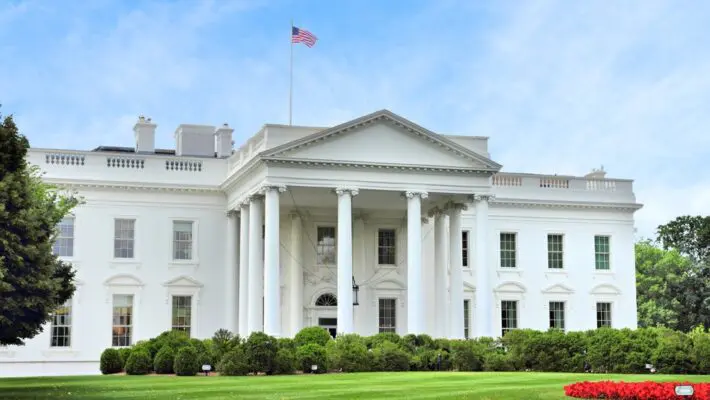 Elon Musk’s Starlink internet service has been installed at the White House, raising fresh concerns over potential conflicts of interest as the billionaire’s influence within the Trump administration continues to grow.
