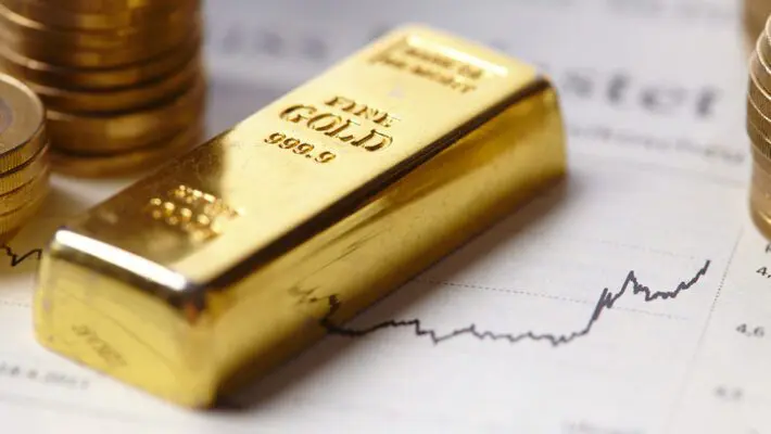 The price of gold soared to an all-time high on Wednesday, breaching the $3,300 mark for the first time as growing global trade tensions sent investors scrambling for safe-haven assets.