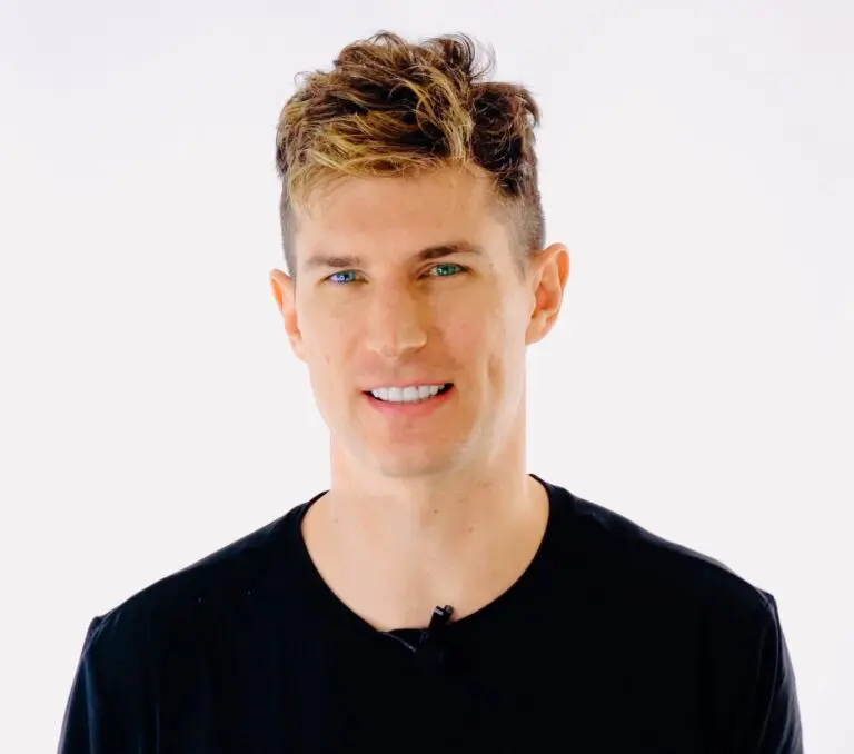 In a fast-moving world, it’s easy to feel like you’re always falling behind. For Ben Courson, that feeling isn’t something to run from. It’s something to sit with, understand, and grow through.
