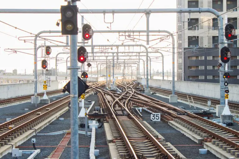 In a world where transportation safety and efficiency are top priorities, signalling solutions are no longer just a background element — they're the main act.
