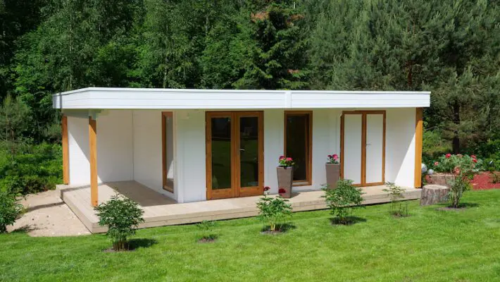In 2025, home extensions are not what they used to be. Inflation continues to drive up everyday costs and traditional construction is more expensive than ever.