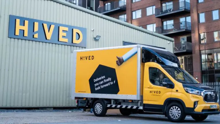 Electric parcel delivery startup Hived has raised $42 million in fresh funding to expand its all-electric courier operations beyond London, marking a significant milestone in its mission to disrupt the UK’s legacy logistics sector.