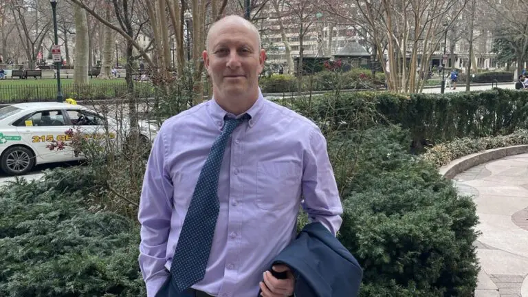Dr. Andre Posner is a hospitalist, award-winning educator, and lifelong student of medicine who brings clarity, compassion, and mentorship to every level of his work.