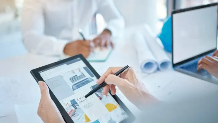 Local search has moved far beyond simple directory listings and Google Maps pins. Most consumers now research local businesses online before visiting, and the majority make purchasing decisions within a day of their search.
