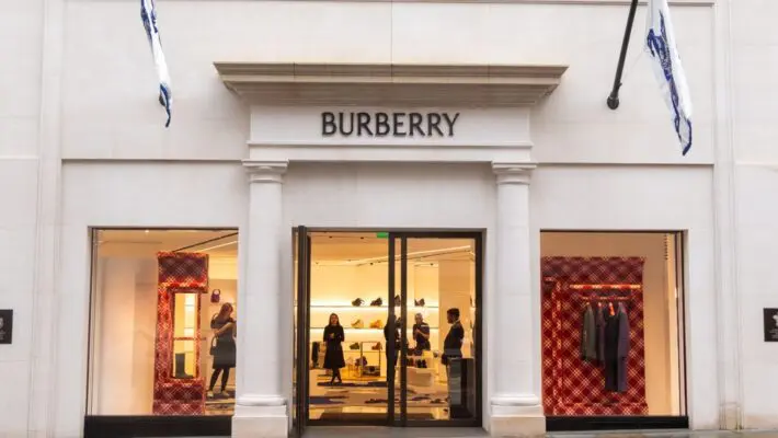Burberry’s chief executive has called on the UK government to reinstate VAT-free shopping for international visitors, arguing that Britain could reclaim its title as Europe’s leading luxury retail destination.