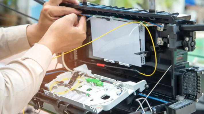 Maven Capital Partners has invested £2.6 million in PowerPhotonic, the precision optics specialist whose technology underpins high-power laser systems used in aerospace, defence, healthcare and semiconductor manufacturing.