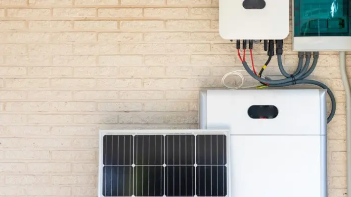 Extreme weather events and rising electricity rates have made energy resilience a must-have for houses all around the world.