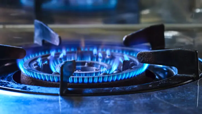British Gas is relaunching its PeakSave for Business scheme, giving thousands of small and medium-sized enterprises (SMEs) the chance to slash their bills with six weeks of half-price electricity.
