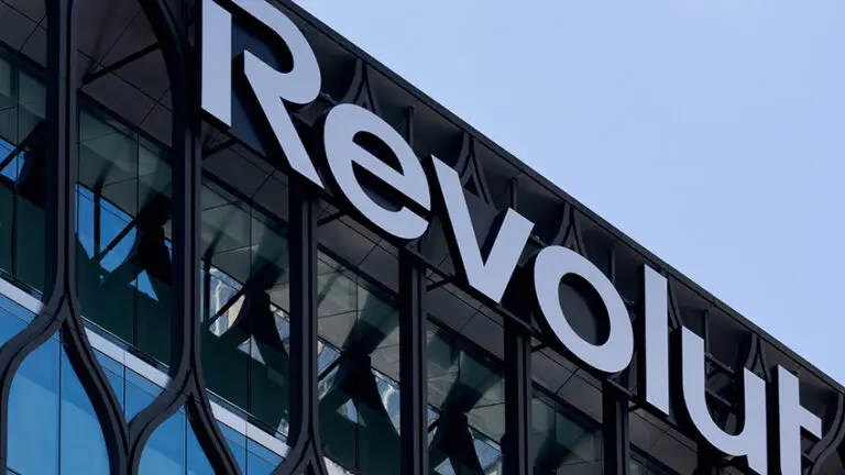 Revolut has pledged to invest £3 billion in the UK over the next five years in a move that will create 1,000 new jobs, strengthening the country’s status as a hub for global financial services.