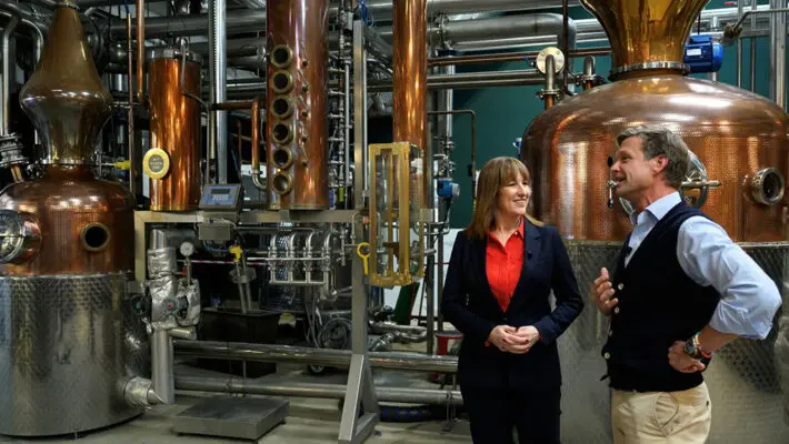 Chancellor Rachel Reeves is preparing to unveil a major “blitz on business bureaucracy” that the Treasury claims will save companies up to £6bn a year, as Labour seeks to reassure businesses ahead of a potentially tax-raising Budget next month.