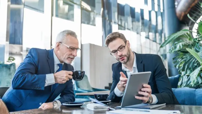 Government contracting is a world of exact rules and unforgiving deadlines. Between Federal Acquisition Regulation (FAR) clauses, Cost Accounting Standards (CAS) nuances and evolving audit expectations, even seasoned leaders can feel stretched.