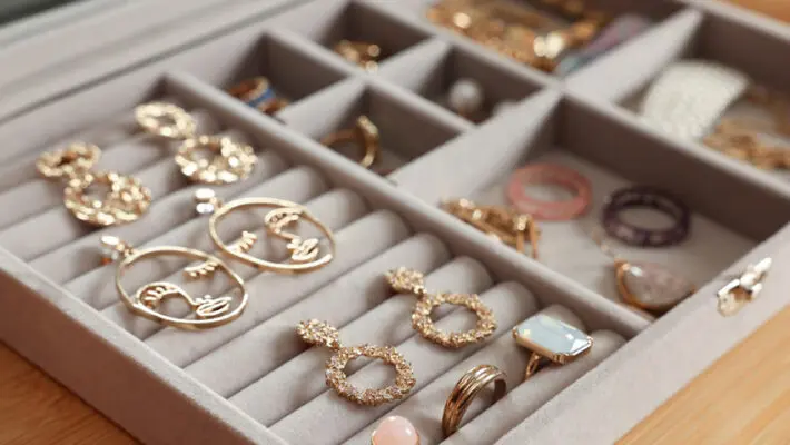 Gold and silver prices have surged to fresh all-time highs, prompting experts to urge ordinary Britons to take a closer look at what they already own, including forgotten jewellery tucked away in drawers and boxes at home.