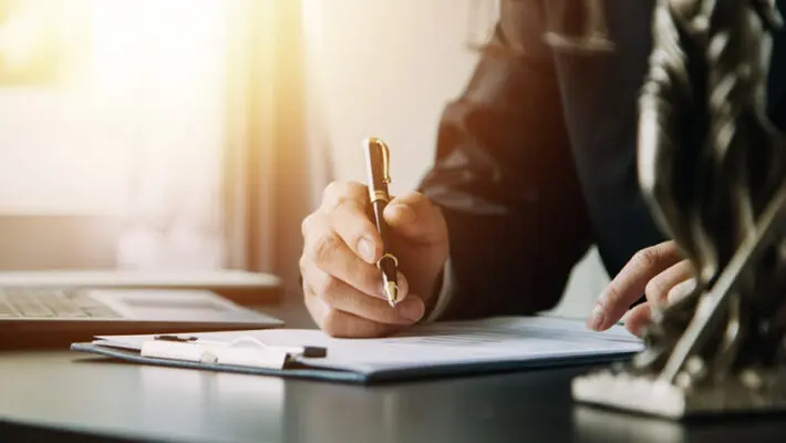 Founded in 1997, Fink & Katz PLLC has built a steady reputation as a trusted New York City law firm focused on Family Law and Criminal Law.
