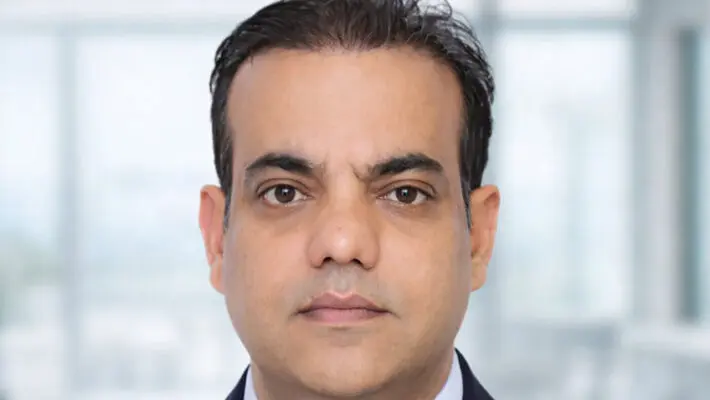Mohit Seth is a seasoned finance expert and the founder of MAAK Finance Ltd., a mortgage practice known for its clear, client-focused advice.