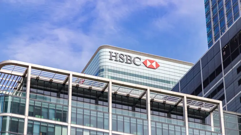 HSBC has unveiled its largest bonus pool in 14 years after annual profits came in ahead of City expectations, handing bankers a $3.9bn windfall as the group accelerates its strategic overhaul.