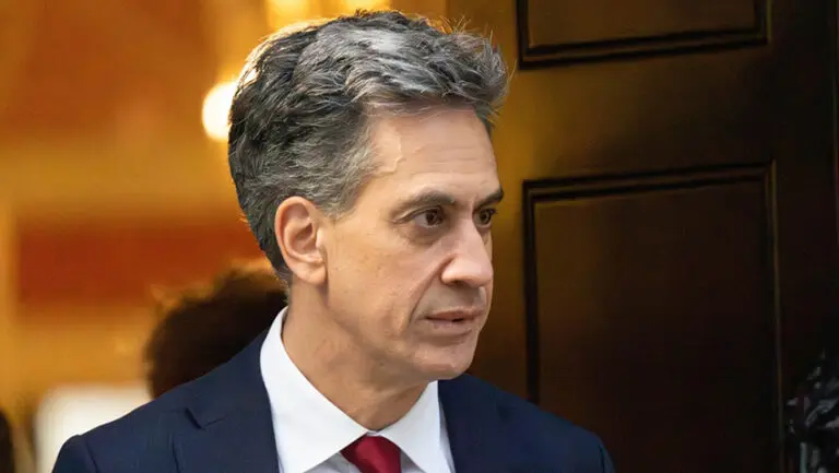 Ed Miliband has approved a sweeping expansion of renewable energy projects across the UK, backing solar farms that could cover an area of farmland close to the size of Manchester, alongside dozens of new onshore wind developments.