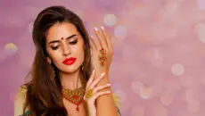 The salwar kameez is a staple in every woman’s wardrobe and for good reason. It is versatile, glamorous, and comfortable. However, no salwar kameez look is truly complete without the most important aspect– the makeup.