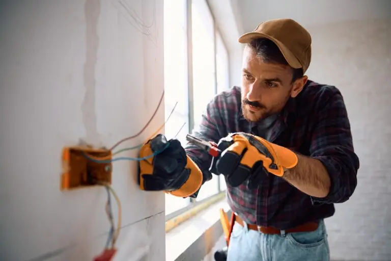 Every callback costs twice: labour and reputation. One loose lug or overheated backstab can turn a profitable job into a margin killer. On a $6,000 service upgrade, a single half-day callback can erase 25–40% of projected profit.