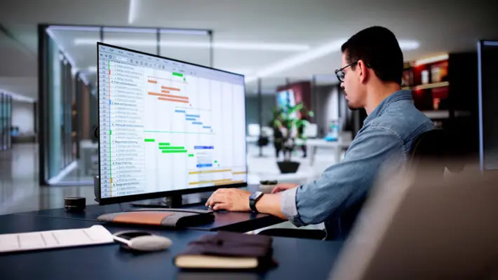 Construction schedules break more often than planners admit. In 2023, the Construction Owners Association of America found that 76 percent of projects finished after their baseline programme.