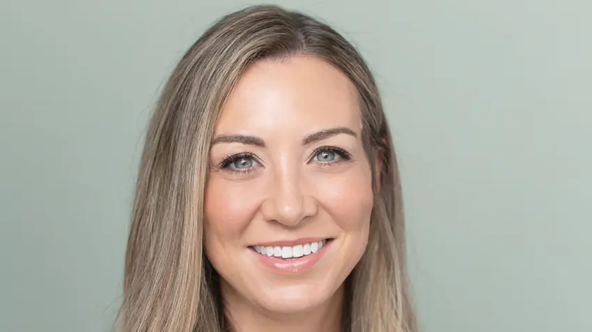 Erin Waid did not take a straight path into dentistry. Her career evolved step by step, guided by curiosity and a strong interest in patient care.