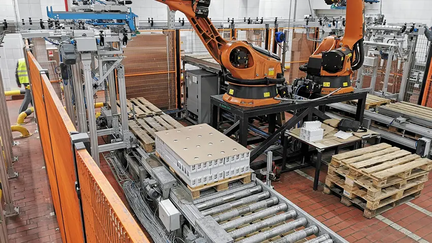 In modern manufacturing and logistics, automation plays a critical role in improving efficiency and reducing manual labour. One of the most impactful innovations in this space is the high-speed robot palletizer, designed to streamline end-of-line packaging operations.